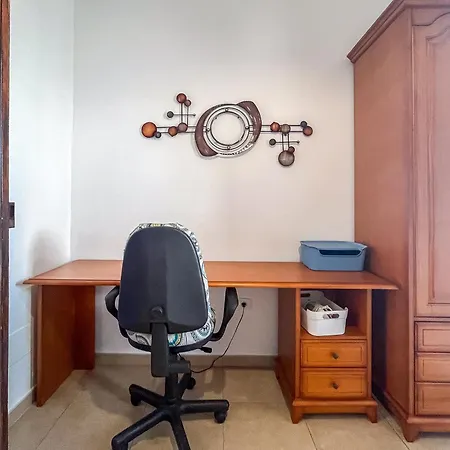 Rooftop House - 3br *